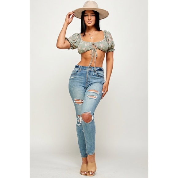 Sage Floral Cropped Off/On The Shoulder Tie Front Short Sleeve Top Casual - Picture 7 of 7